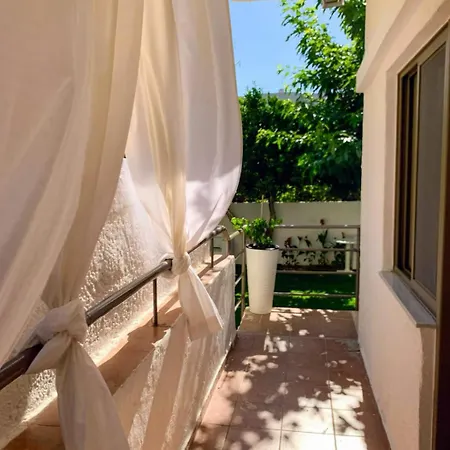 Apartmanhotel The Sea & Garden 4 *